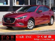 2017 Mazda Axela