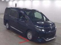 2015 Toyota Voxy