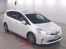 2011 Toyota PRIUS α