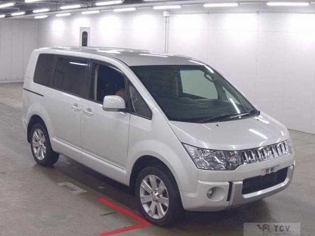2016 Mitsubishi Delica D5