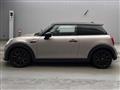 2021 BMW MINI