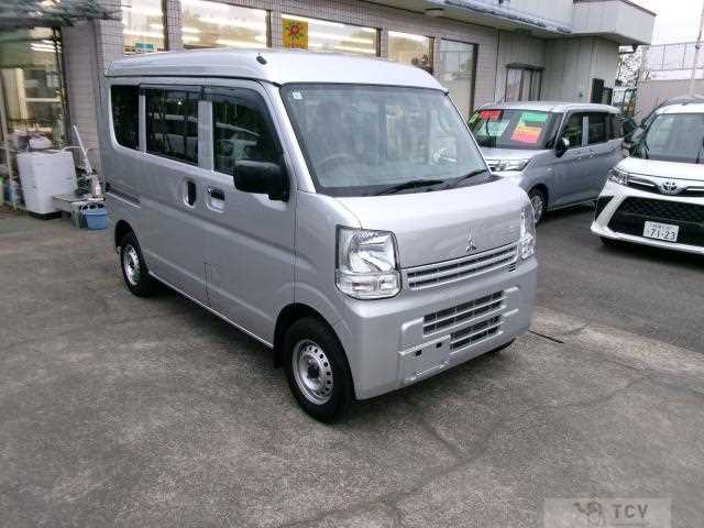 2022 Mitsubishi Minicab Van