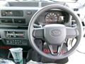 2025 Daihatsu Hijet Truck