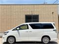 2013 Toyota Vellfire