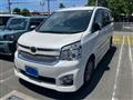 2013 Toyota Voxy