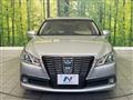 2013 Toyota Crown Hybrid