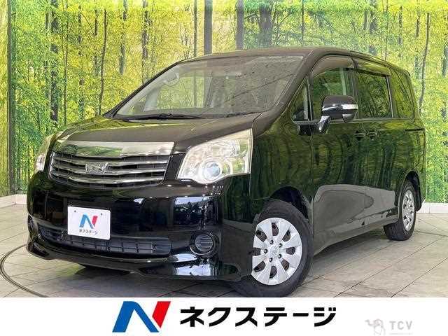 2013 Toyota Noah