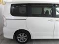 2009 Toyota Voxy