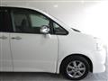 2009 Toyota Voxy