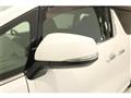 2015 Toyota Alphard Hybrid
