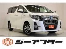 2015 Toyota Alphard Hybrid