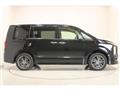2019 Mitsubishi Delica D5