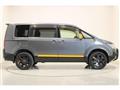 2017 Mitsubishi Delica D5