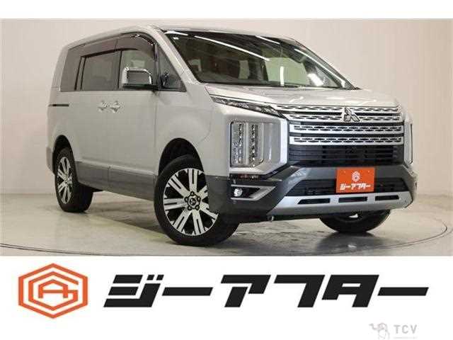 2019 Mitsubishi Delica D5