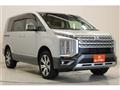 2019 Mitsubishi Delica D5