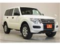 2017 Mitsubishi Pajero