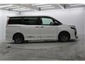 2020 Toyota Voxy