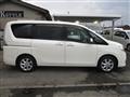 2011 Nissan Serena
