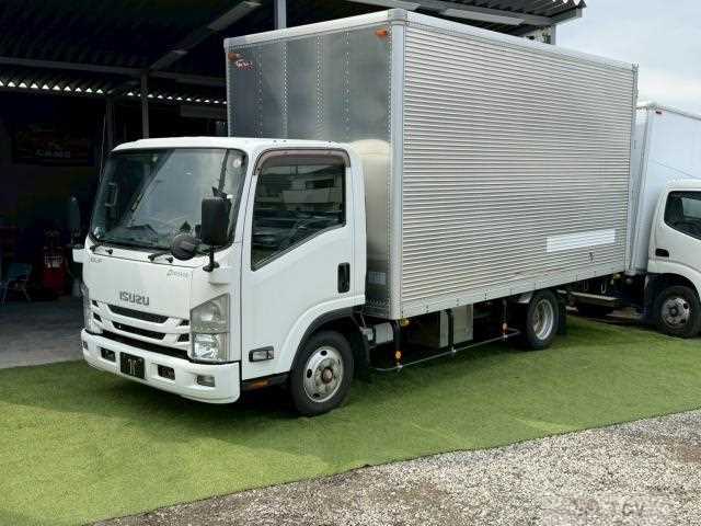 2019 Isuzu Elf Truck