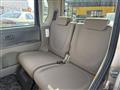 2009 Daihatsu Tanto