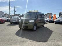 2009 Daihatsu Tanto