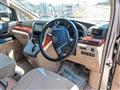 2011 Toyota Vellfire