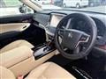 2016 Toyota Crown