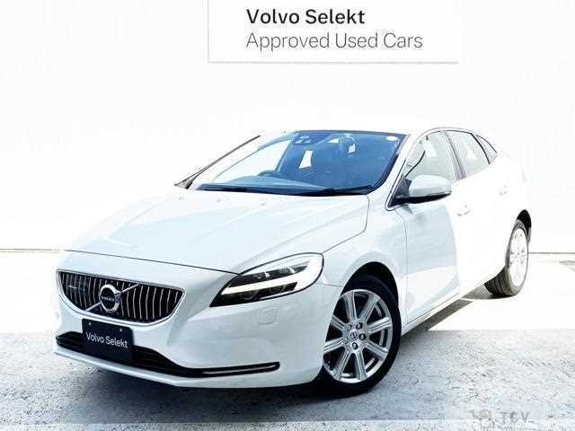 2017 Volvo V40