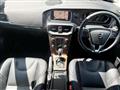 2017 Volvo V40