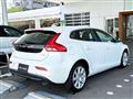 2017 Volvo V40