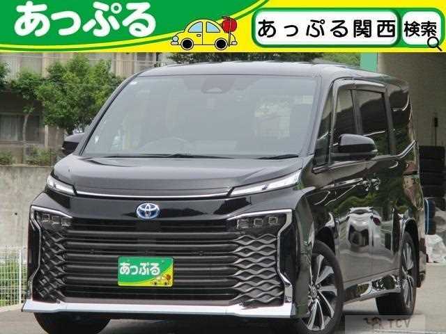 2023 Toyota Voxy
