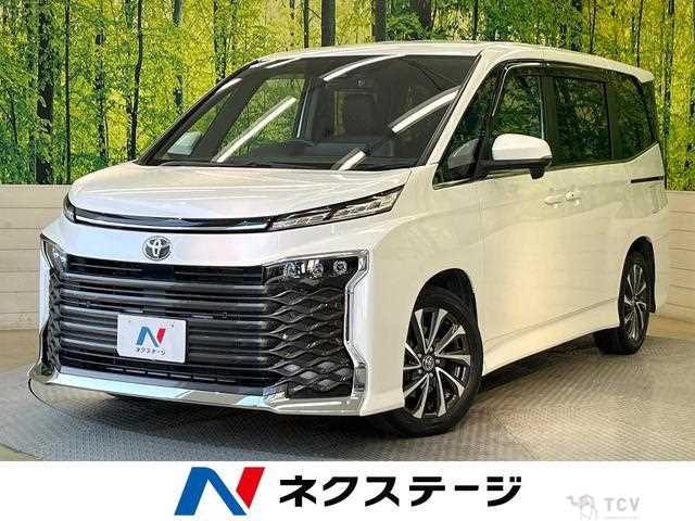 2022 Toyota Voxy