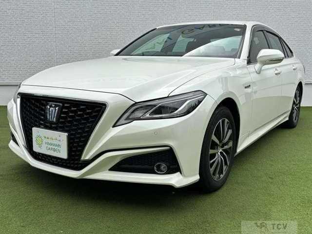 2020 Toyota Crown Hybrid
