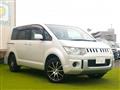2010 Mitsubishi Delica D5