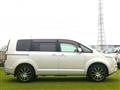 2010 Mitsubishi Delica D5