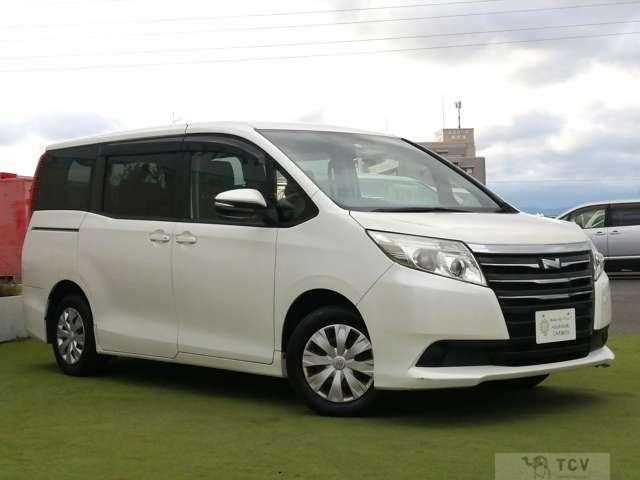 2015 Toyota Noah