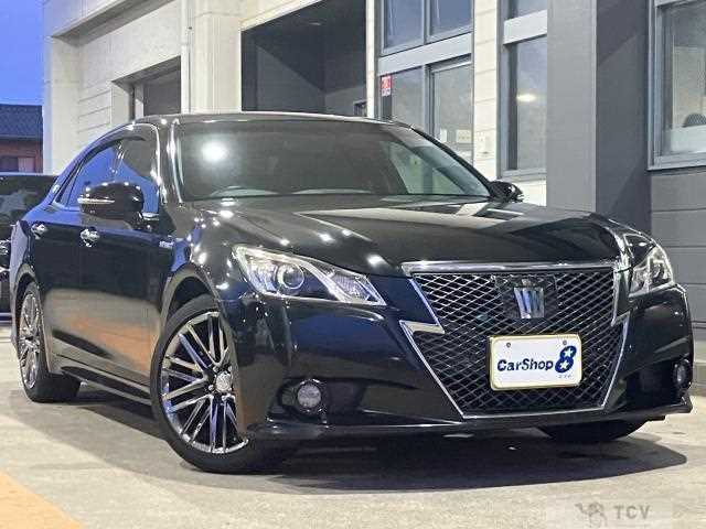 2014 Toyota Crown Hybrid