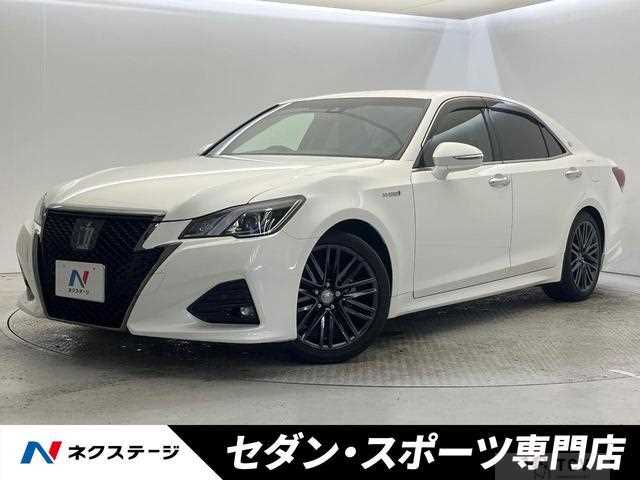 2018 Toyota Crown Hybrid