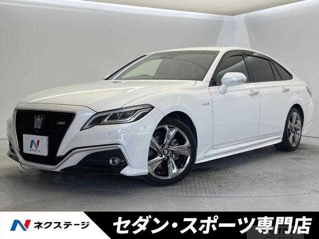 2019 Toyota Crown Hybrid