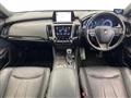 2019 Toyota Crown Hybrid