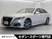 2019 Toyota Crown Hybrid