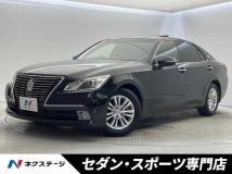 2014 Toyota Crown