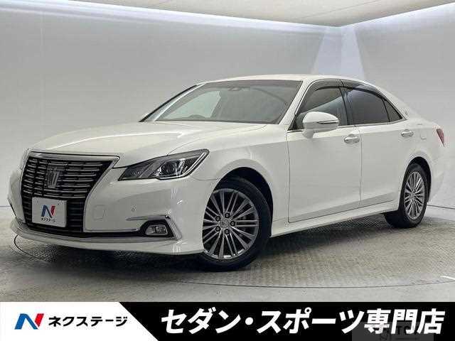 2016 Toyota Crown