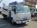 2015 Isuzu Elf Truck