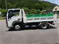 2025 Isuzu Elf Truck