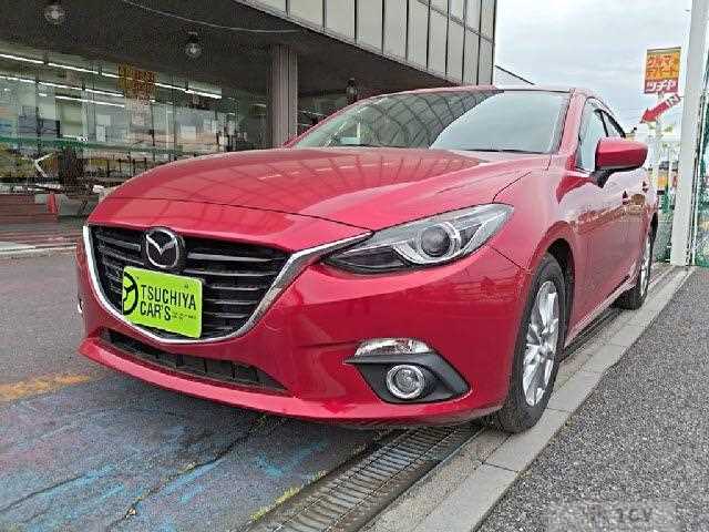 2016 Mazda Axela
