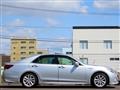2013 Toyota Crown Hybrid