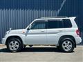 2001 Mitsubishi Pajero iO