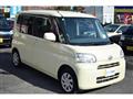 2011 Daihatsu Tanto