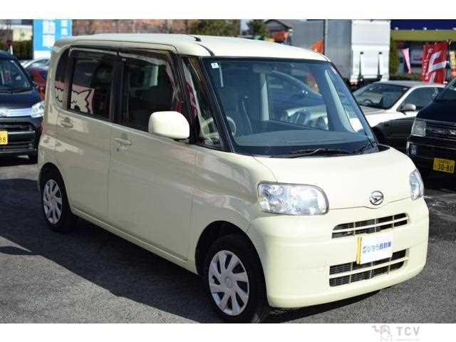 2011 Daihatsu Tanto